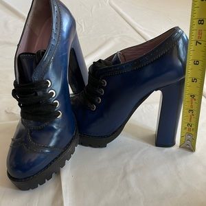 RED VALENTINO 39 PLATFORM LUG SOLE HEELS